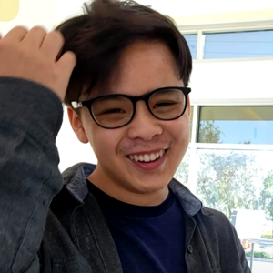 Tu Hoang portrait